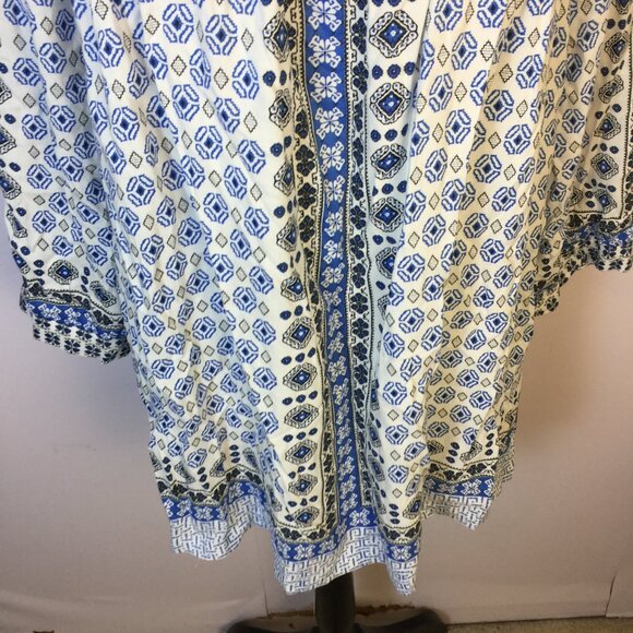 Like new! Caffe Marrakesh Blouse Top 3X Blue Sequins Square Neck Peasant Rayon - Picture 13 of 16